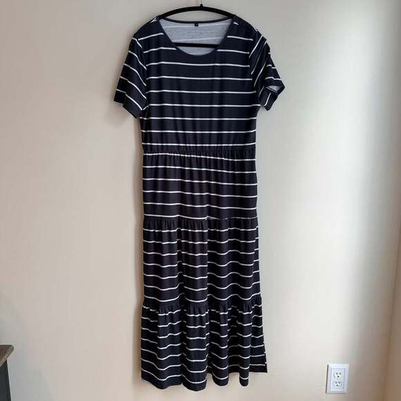 Unbranded Dresses & Skirts - Women's Summer Casual Short Sleeve T Shirt Dress with Pockets Striped Size Mediu